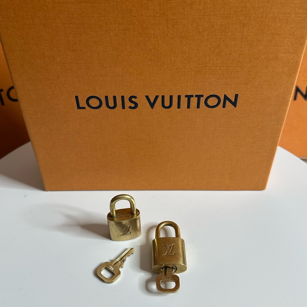Louis Vuitton 1 Lock & 1 Key #320 ✨Authentic✨ Matching Set - Picture 10 of 12